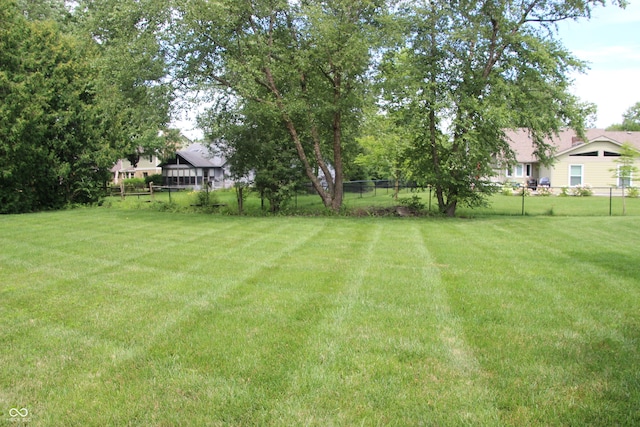 8702 Swiftsail Ct, Indianapolis, IN 46256 - photo 35