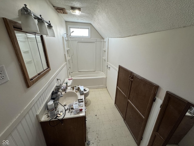 1136 W 3rd St, Marion, IN 46952 - photo 16