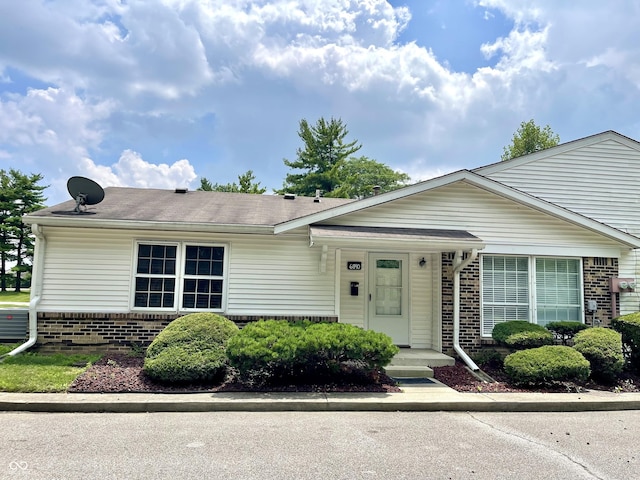 6840 Georgetown Rd, Indianapolis, IN 46268 - photo 1
