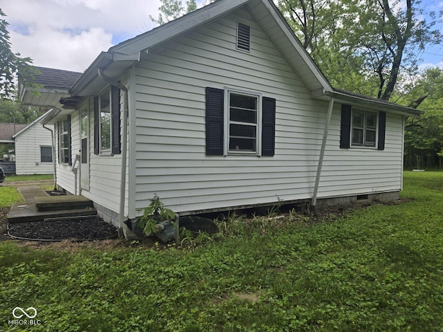 1349 7th St SE, Linton, IN 47441 - photo 3