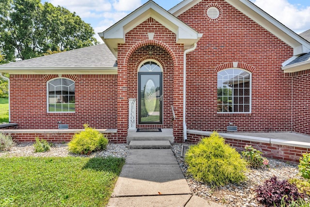 914 Sand Creek Ct, Martinsville, IN 46151 - photo 2
