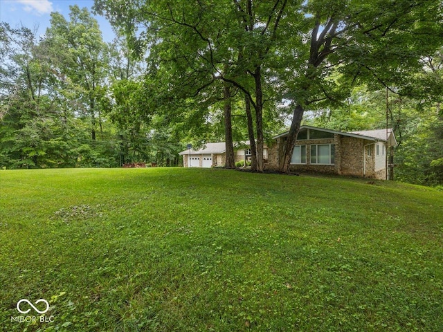 19523 E Lake Site Dr, Hope, IN 47246 - photo 2