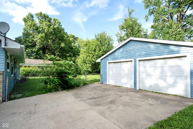 1921 Newhaven Dr, Indianapolis, IN 46231 - photo 35