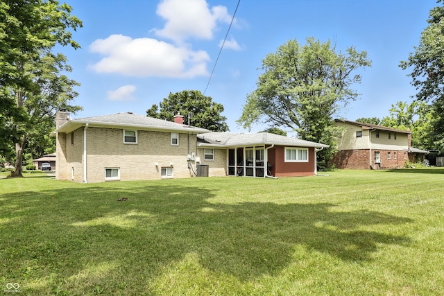5451 Daniel Dr, Indianapolis, IN 46226 - photo 2