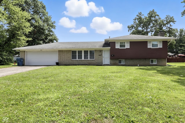 5451 Daniel Dr, Indianapolis, IN 46226 - photo 1