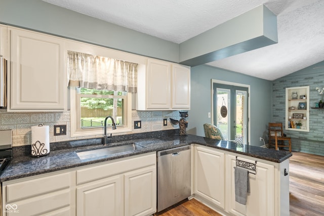 11924 River Rd, Carmel, IN 46033 - photo 12