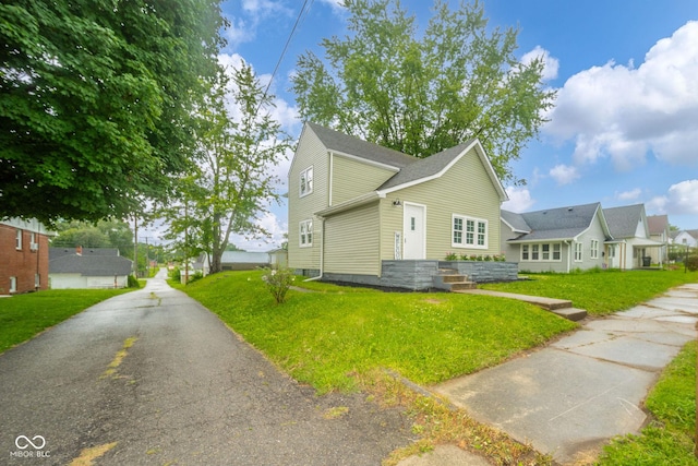 305 W Monroe St, Alexandria, IN 46001 - photo 2