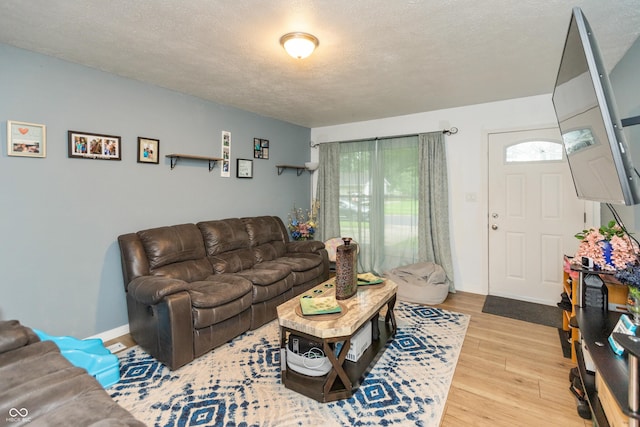 1843 Chandler Ln, Columbus, IN 47203 - photo 2