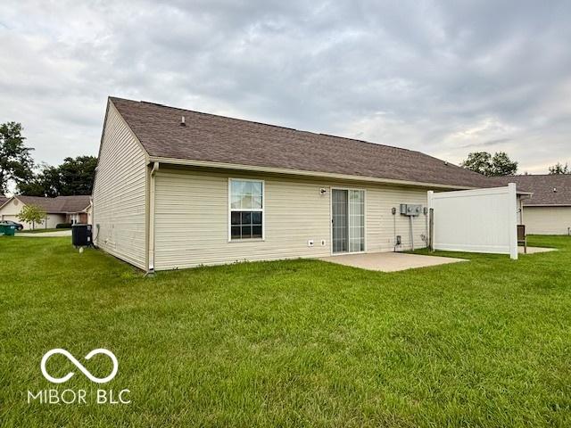 310 Woodberry Dr, Danville, IN 46122 - photo 10