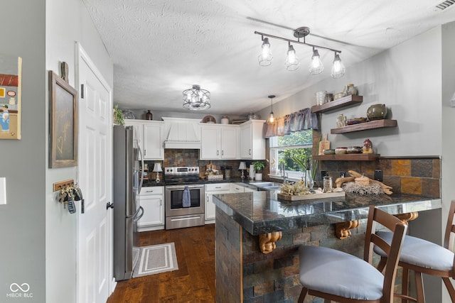 12403 Carriage Stone Dr, Fishers, IN 46037 - photo 10