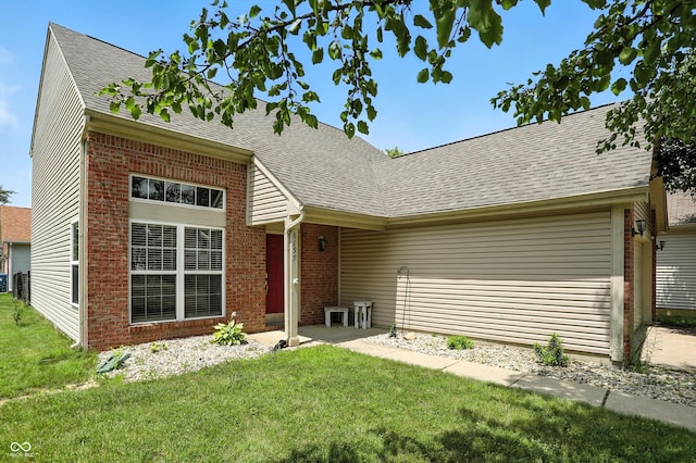 8155 Chesterhill Way, Indianapolis, IN 46239 - photo 2
