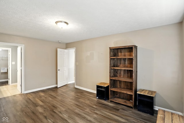 8155 Chesterhill Way, Indianapolis, IN 46239 - photo 20