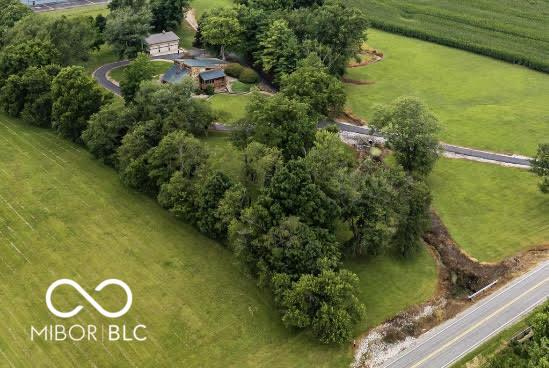688 S County Road 300 E, Danville, IN 46122 - photo 3