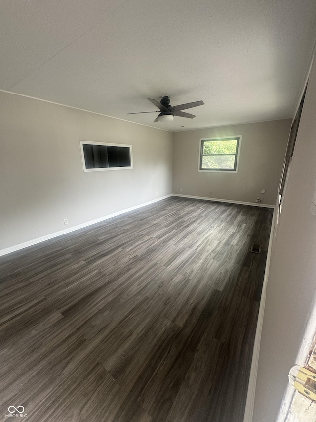 604 Carol Dr, Greenwood, IN 46143 - photo 4