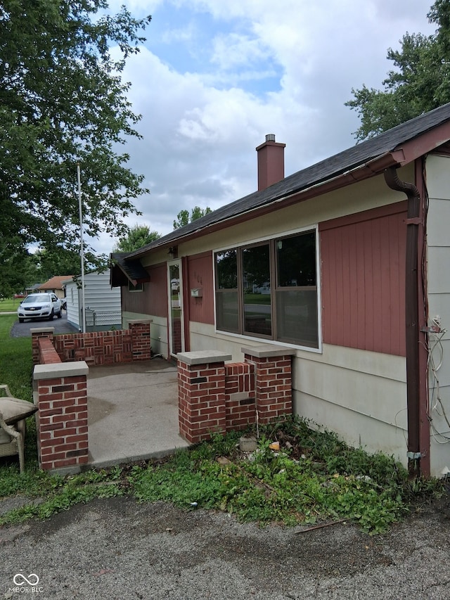 604 Carol Dr, Greenwood, IN 46143 - photo 9
