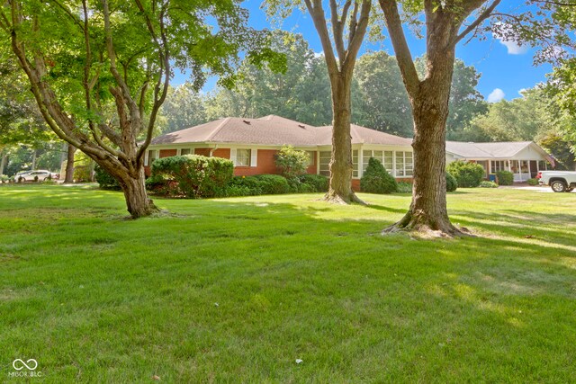 8795 Rosewood Ln, Indianapolis, IN 46240 - photo 9