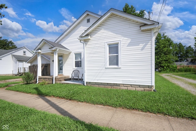 916 11th St, Columbus, IN 47201 - photo 5