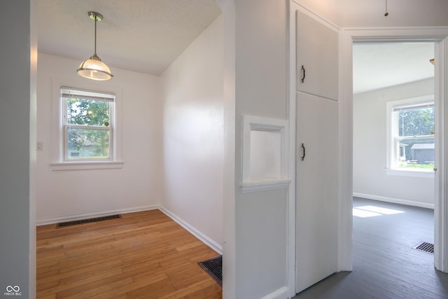 916 11th St, Columbus, IN 47201 - photo 9