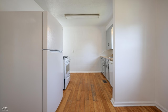 916 11th St, Columbus, IN 47201 - photo 23