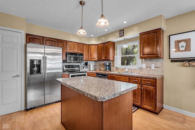 7764 Camberwood Dr, Indianapolis, IN 46268 - photo 11