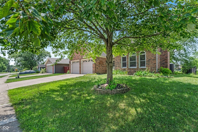 7764 Camberwood Dr, Indianapolis, IN 46268 - photo 2
