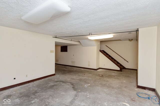 1438 Spruce Dr, Carmel, IN 46033 - photo 22