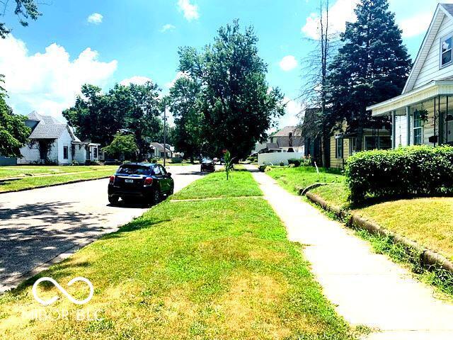 1818 Garfield Ave, Terre Haute, IN 47804 - photo 3