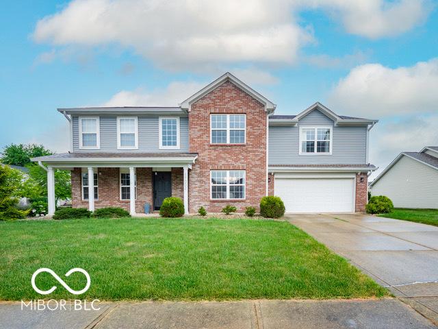 17002 Rainier Cir, Westfield, IN 46062 - photo 1