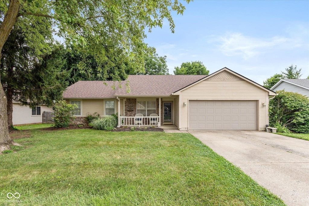 38 Grassy Dr, Whiteland, IN 46184 - photo 1