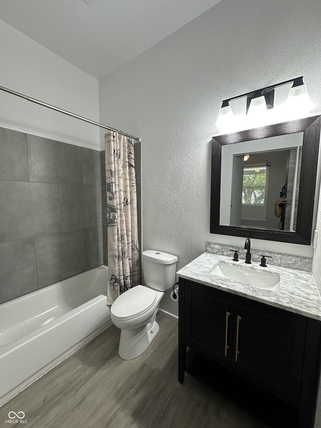 2415 Main St, Elwood, IN 46036 - photo 15