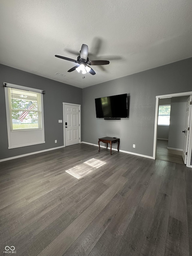 2415 Main St, Elwood, IN 46036 - photo 4