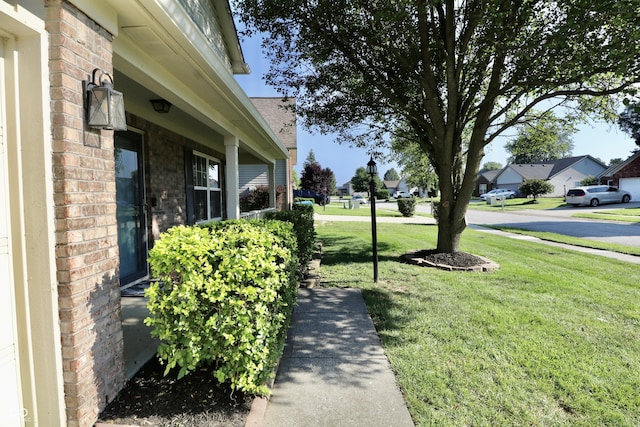 5526 Burning Tree Ct, Indianapolis, IN 46239 - photo 8