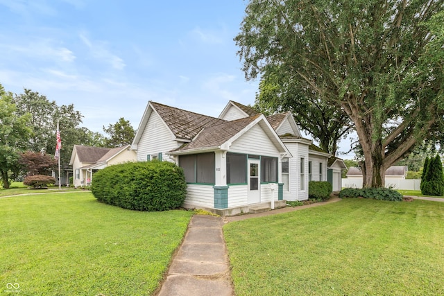 802 S Walnut St, Seymour, IN 47274 - photo 1