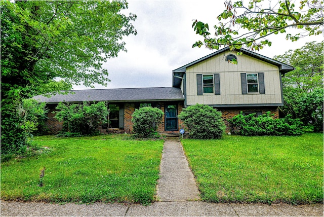 8807 Powderhorn Ln, Indianapolis, IN 46256 - photo 1