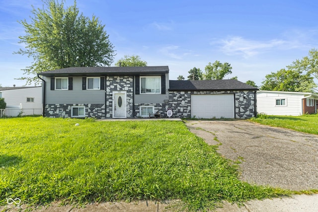 585 Northgate Dr, Greenwood, IN 46143 - photo 4