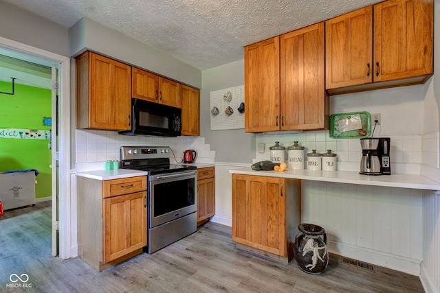 9802 Hamilton Hills Ln, Fishers, IN 46038 - photo 15