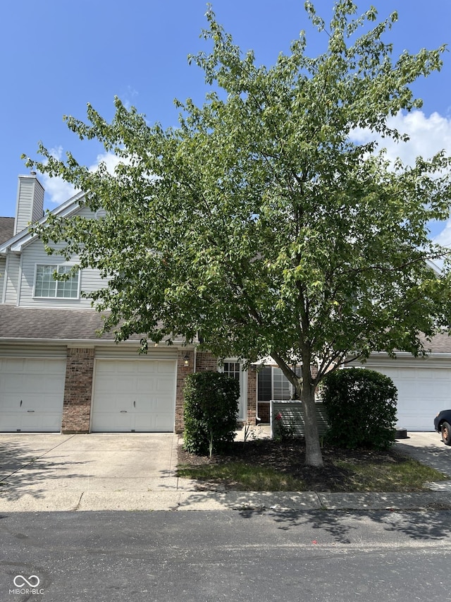 5718 Mignon Dr, Indianapolis, IN 46254 - photo 2