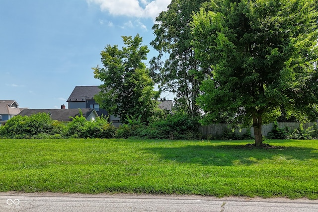 929 E 17th St, Indianapolis, IN 46202 - photo 1