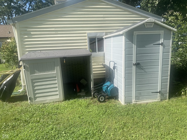 2809 E Southport Rd, Indianapolis, IN 46227 - photo 15