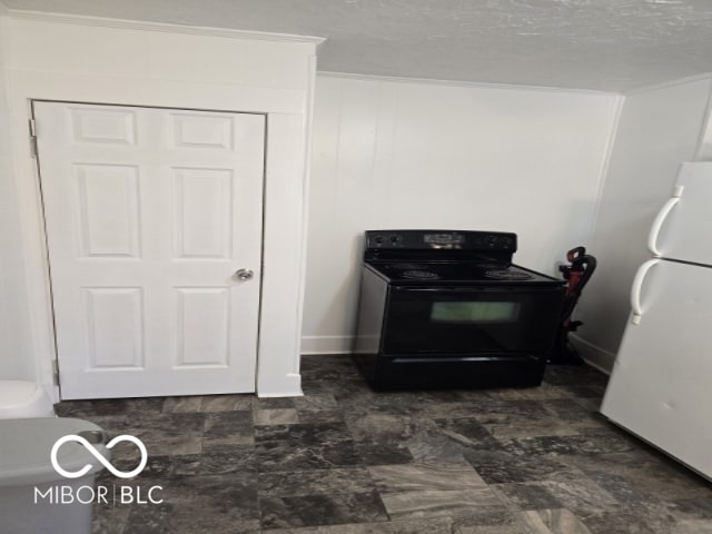 1401 S Emerson Ct, Muncie, IN 47302 - photo 7