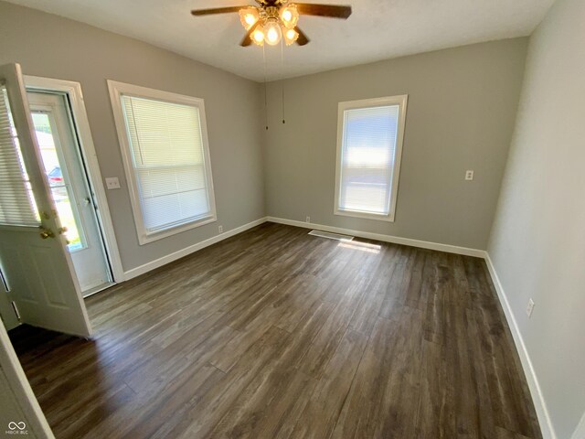 1115 N Cherry St, Rushville, IN 46173 - photo 3