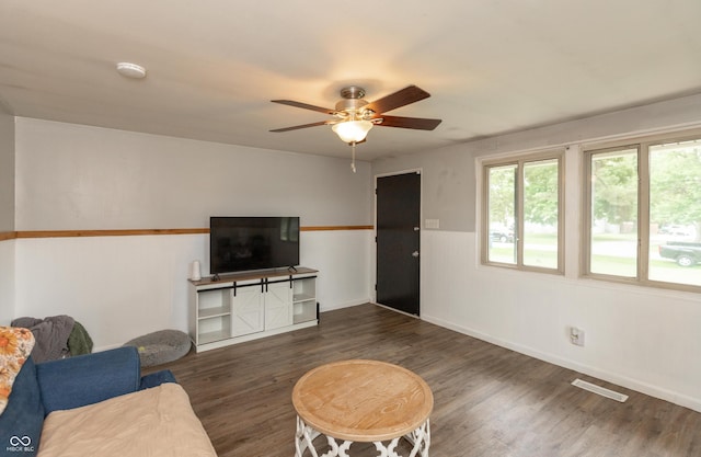 4904 Betholm Dr, Indianapolis, IN 46239 - photo 4