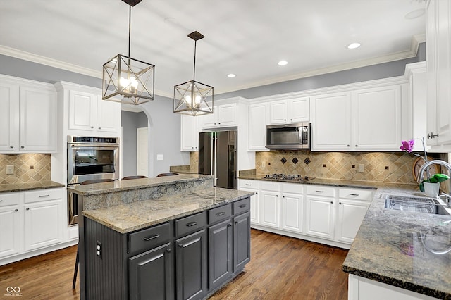9811 Buttondown Ln, Zionsville, IN 46077 - photo 18