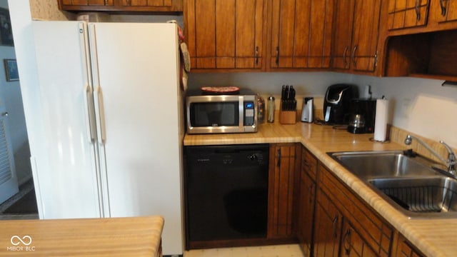 2740 Saturn Dr, Indianapolis, IN 46229 - photo 18