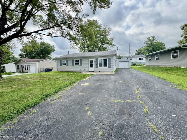 621 Crescent Dr, Greencastle, IN 46135 - photo 1