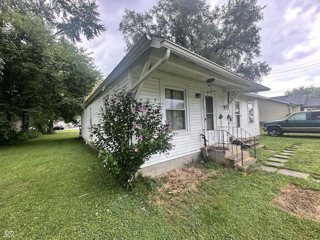 529 Eastern Ave, Shelbyville, IN 46176 - photo 2