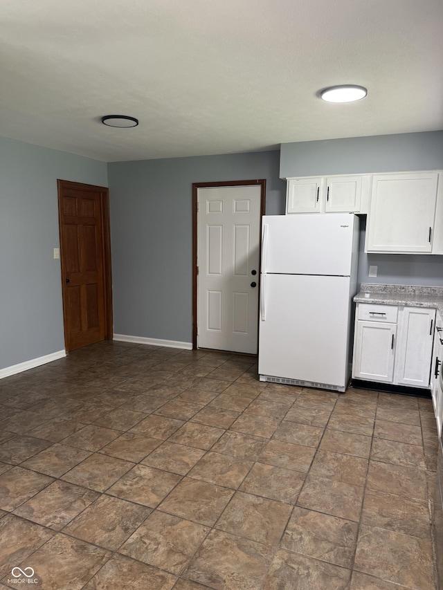 7819 S Oak Dr, Indianapolis, IN 46227 - photo 3