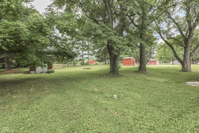 8025 W Sycamore Rd, Fairland, IN 46126 - photo 29