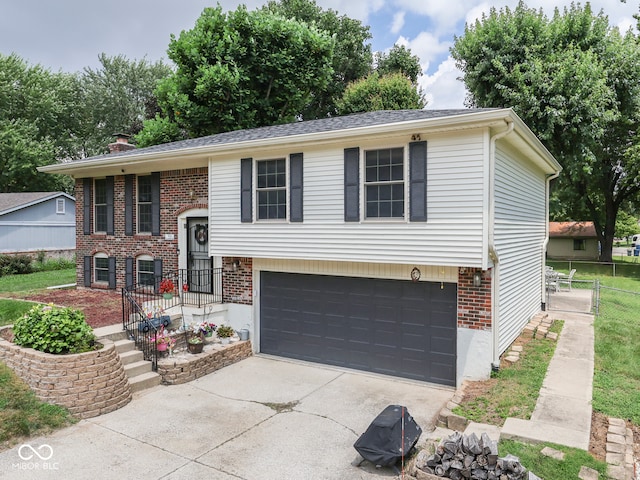 932 Yellow Pine Ct, Indianapolis, IN 46217 - photo 1