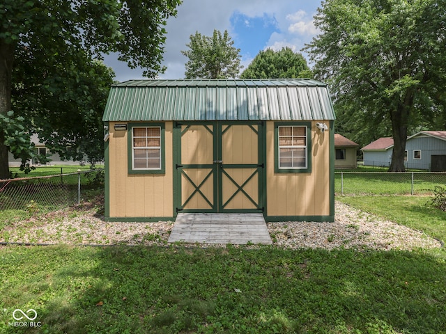 932 Yellow Pine Ct, Indianapolis, IN 46217 - photo 20